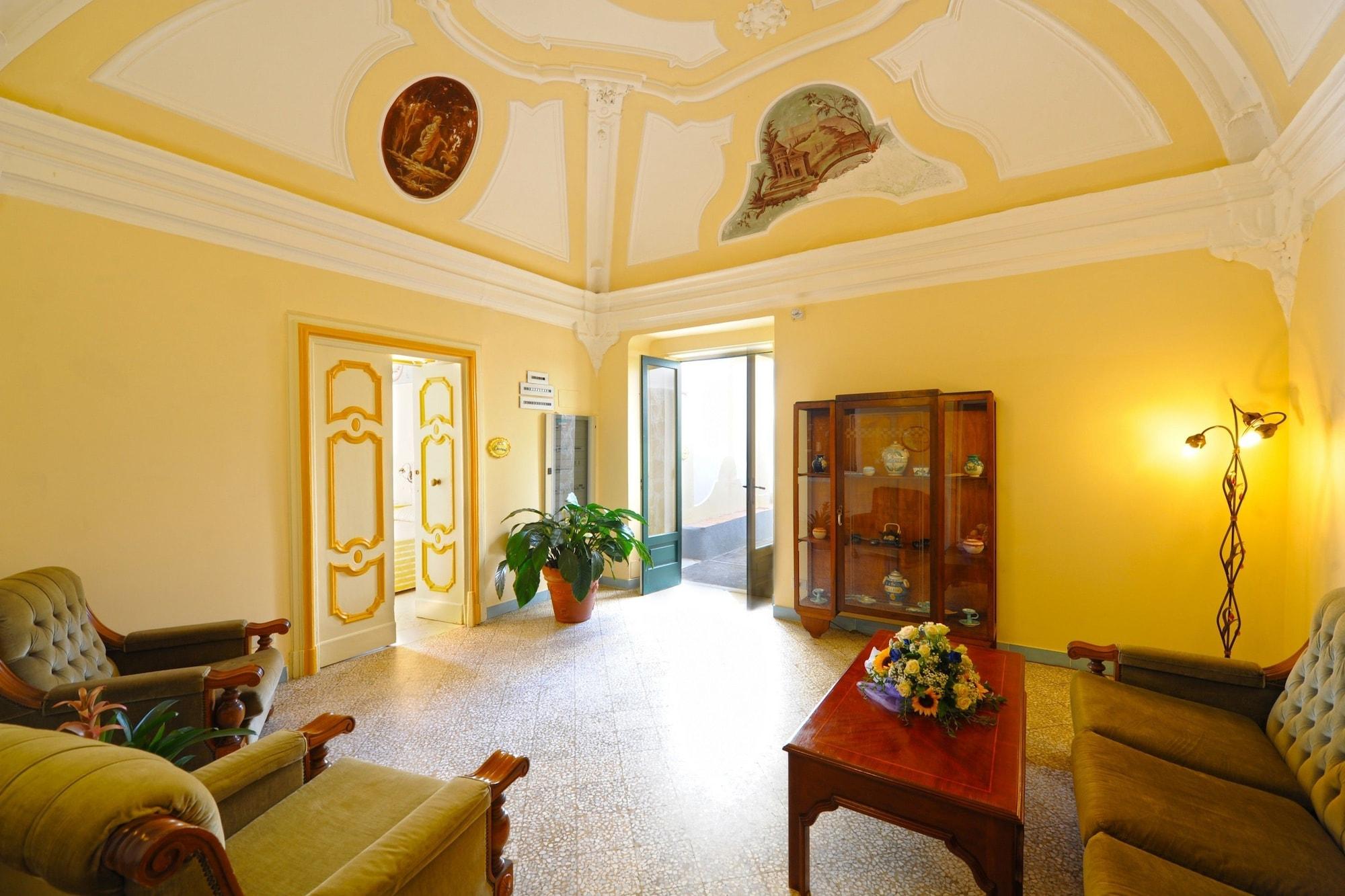 Hotel Torre Saracena Praiano Habitación foto